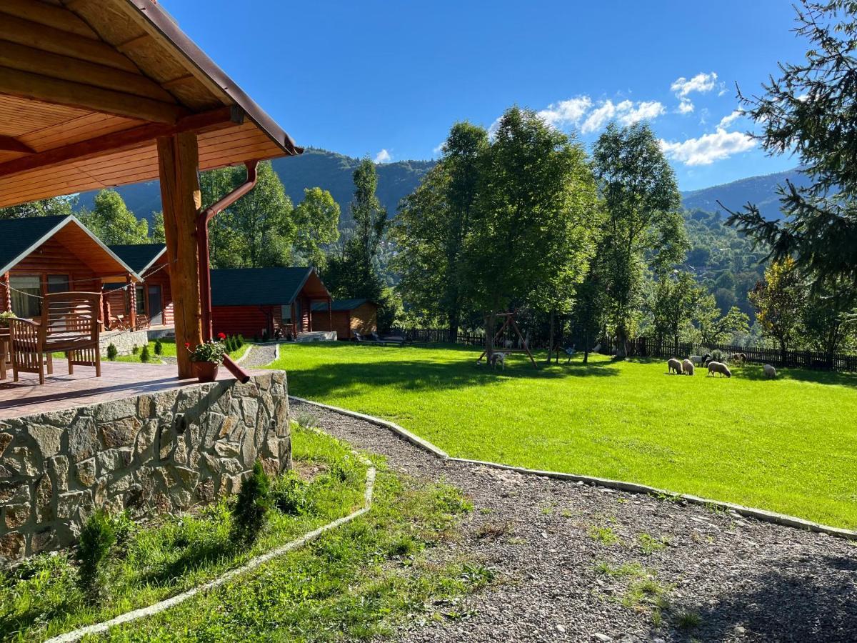 Complex Turistic Traisteni Din Valea Doftanei *